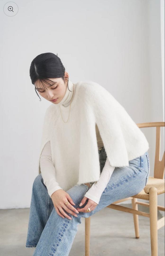 connse コンセ フォックスファーケープポンチョ 白 - メルカリ