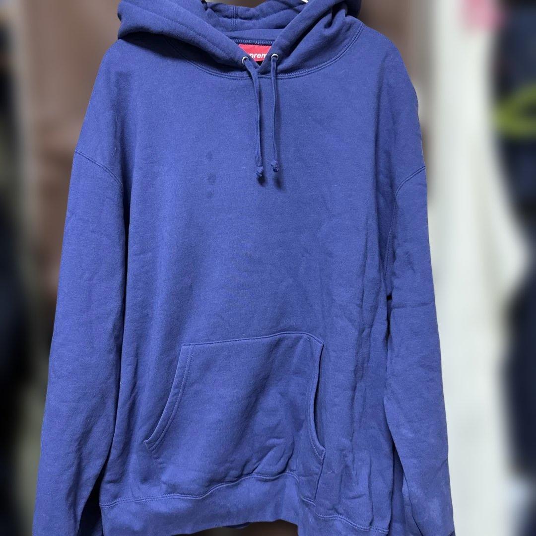 Supreme フード付きパーカー ネイビー - メルカリ