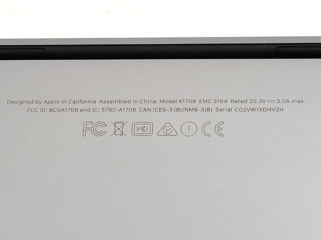 ジャンク MacBook Pro 13inch 2017 2.3GHz 16GB