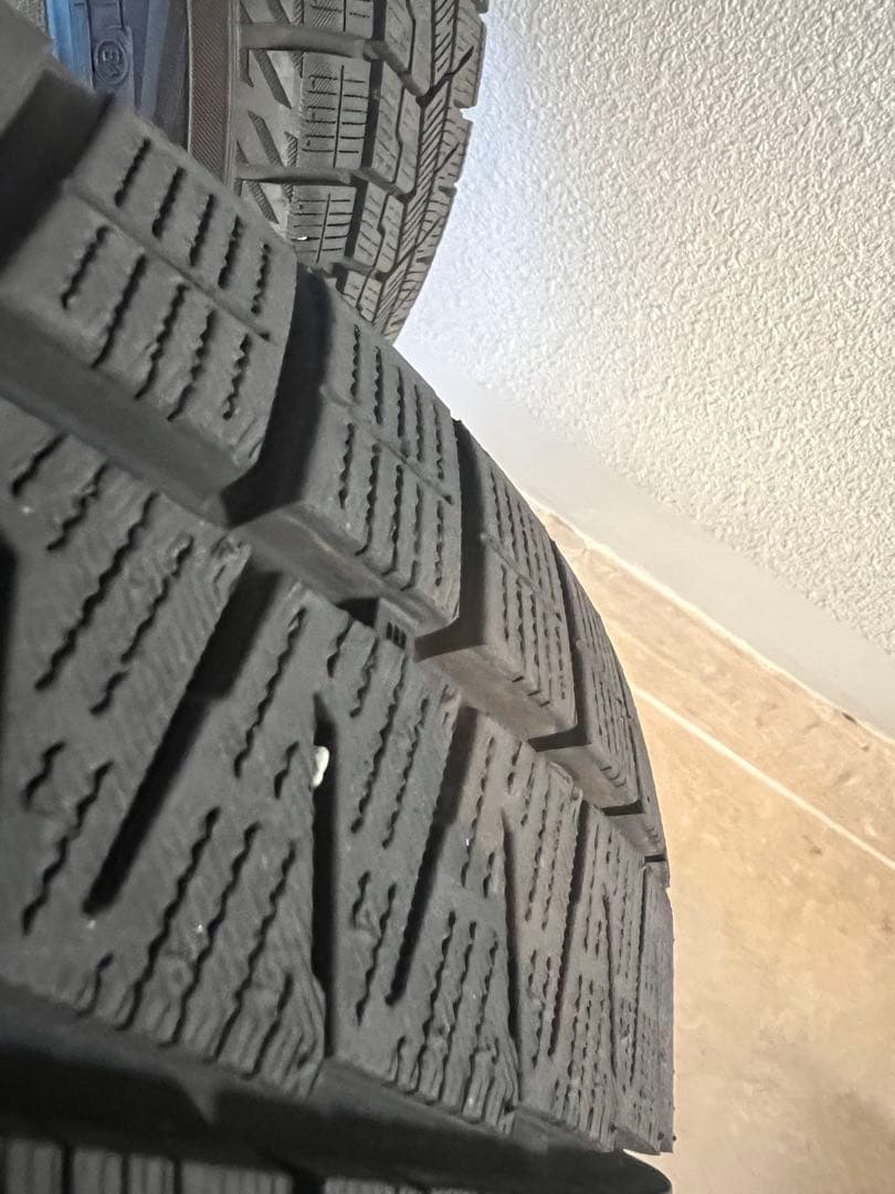 【25年製】 225/45/R18 ヨコハマアイスガード7 ig70スタッドレス