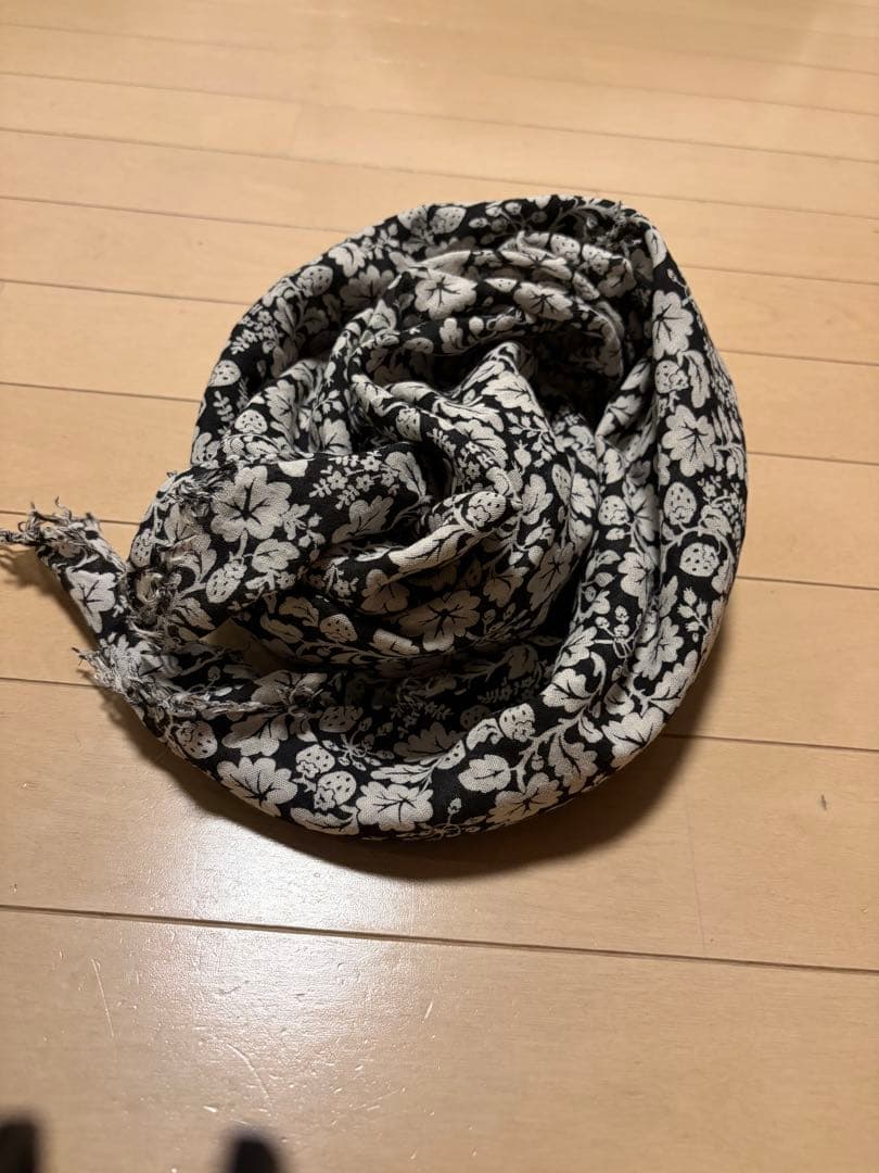 オールドマンズテーラー　ワイルドベリーガーゼストール R&D.M.Co-(オールドマンズテーラー)WILD BERRY GAUZE SHAWL / 生活雑貨