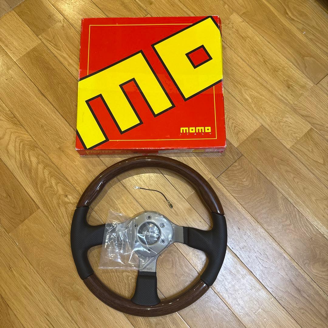⭐️新品⭐️MOMOステアリング ファイター レザー / ウッド (マホガニー) FIGHTER LEATHER / WOOD MAHOGANY （F-31)