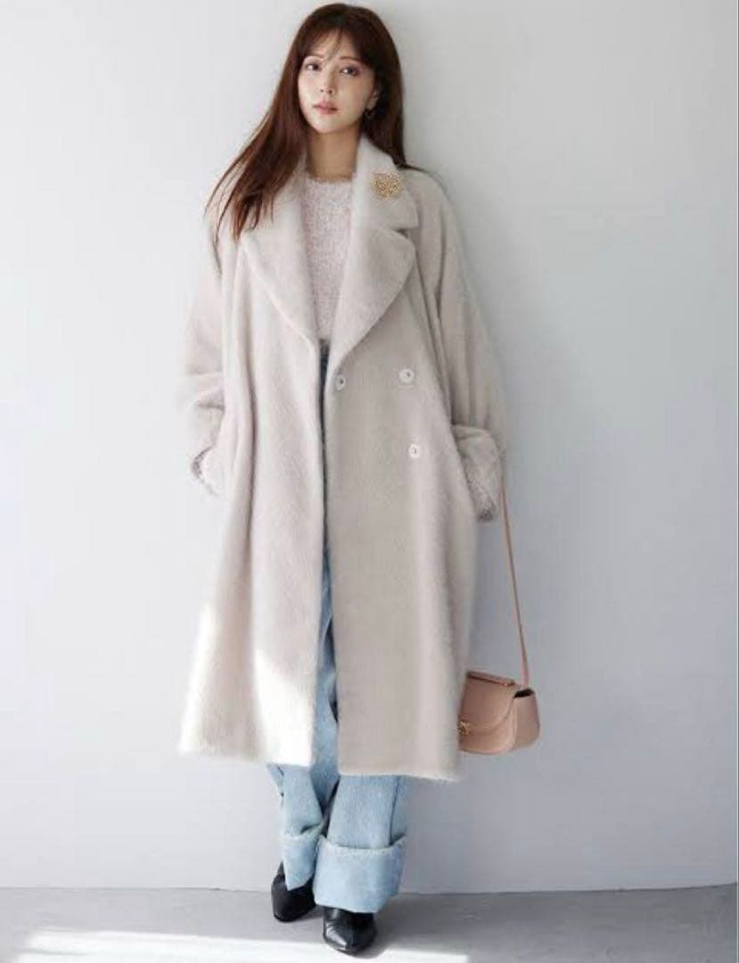 スナイデル シャギーコクーンコート ベージュ - メルカリ