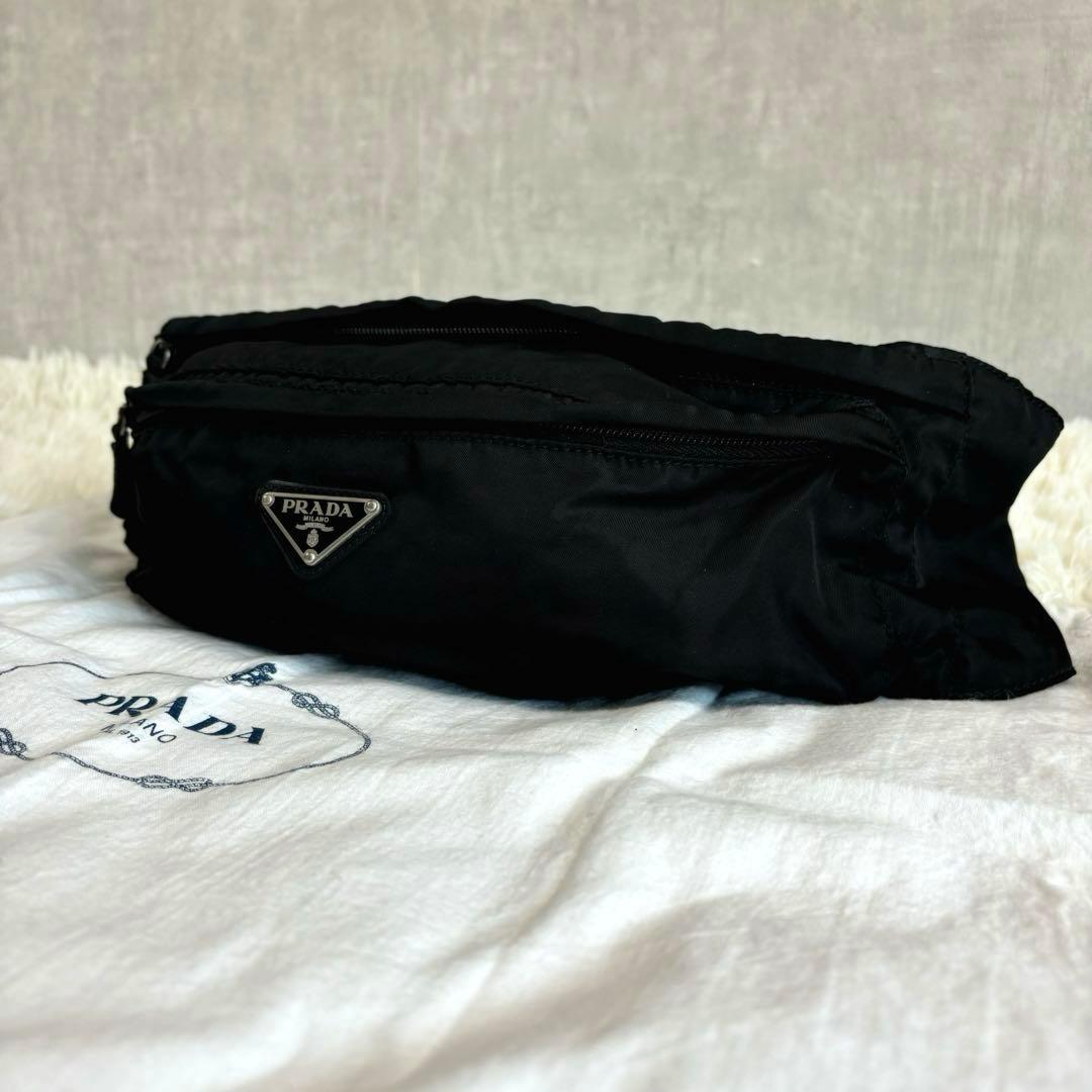PRADA プラダ 三角ロゴプレート ポコノ ナイロン ボディバッグ