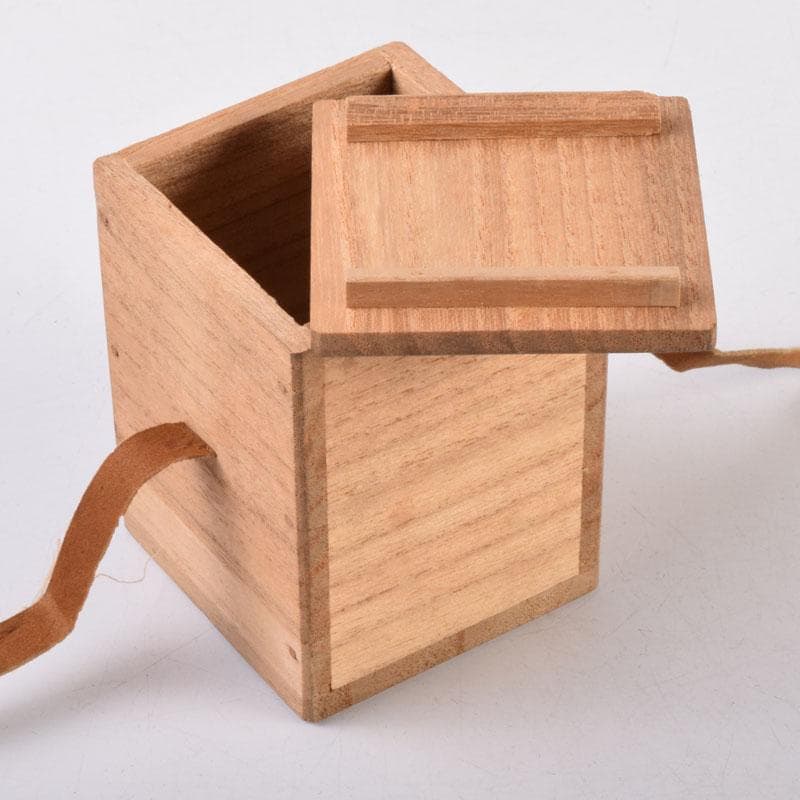 茶道具 志野焼 春恭作 花文 香合 共箱 C 8471 - メルカリ