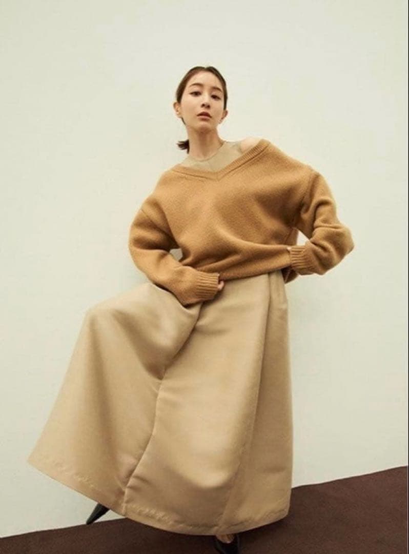 MINAMI TANAKA×CLANE V NECK KNIT TOPSベージュ - メルカリ