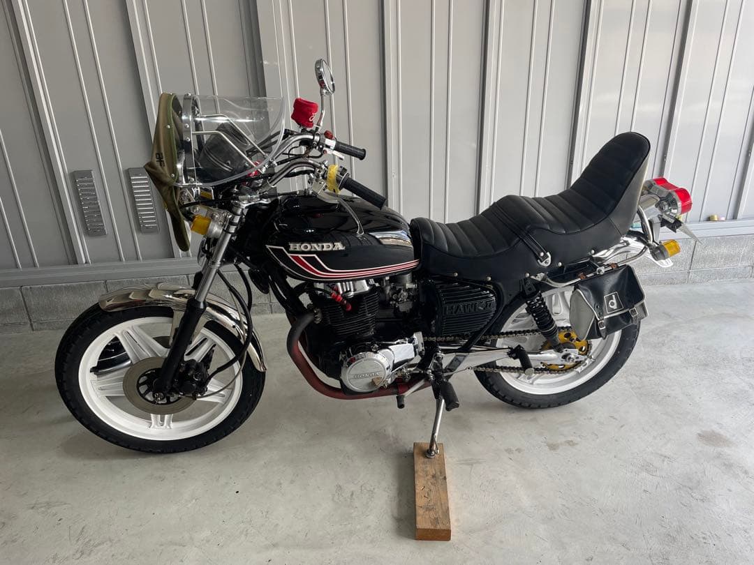 値下げホーク2 cb400t cb250t 角タンク シート チョビ三段 - メルカリ