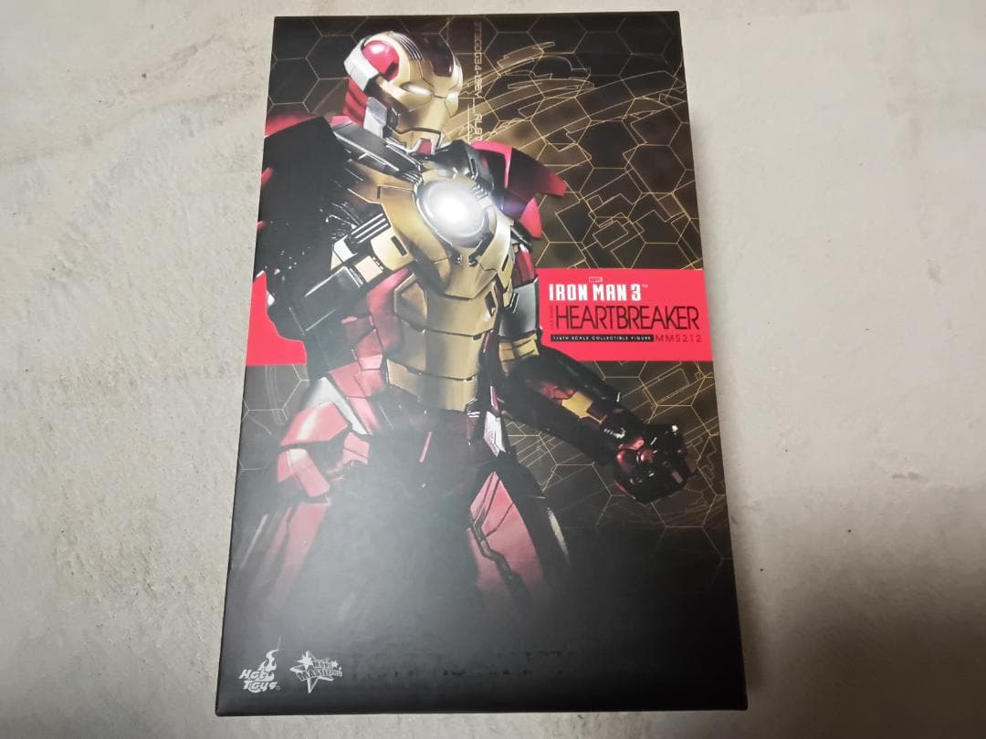 a*o様 ホットトイズ アイアンマン マーク17 ハートブレイカー ムービー・マスターピース】『アイアンマン3』1／6スケール