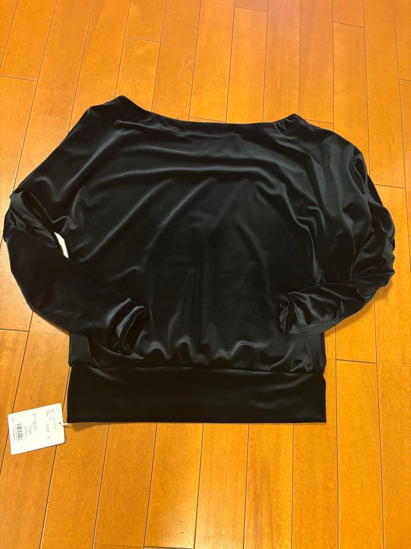 cygne シーニュ　完売　ベロアトップス gigi