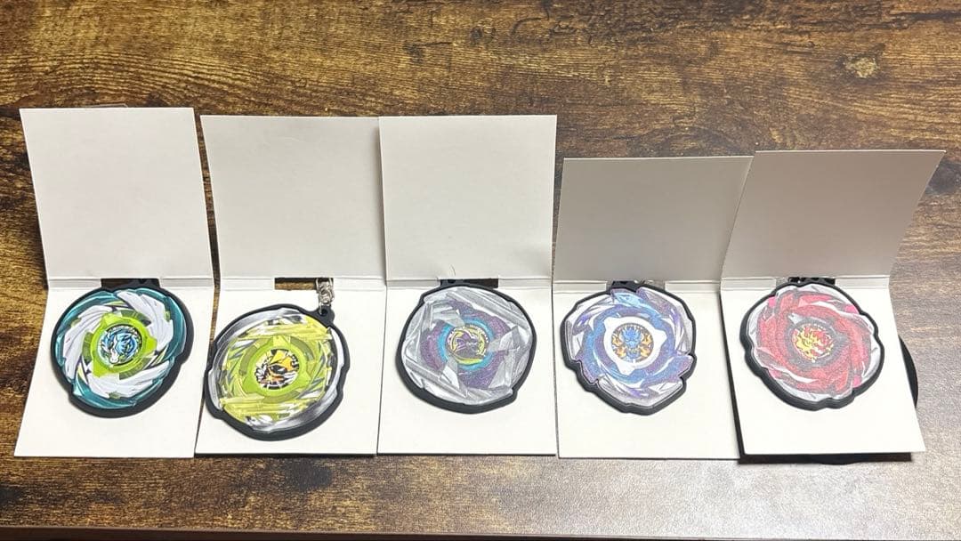 ベイブレードX DMMくじ E賞 ラバーキーホルダー ワイバーンホバー