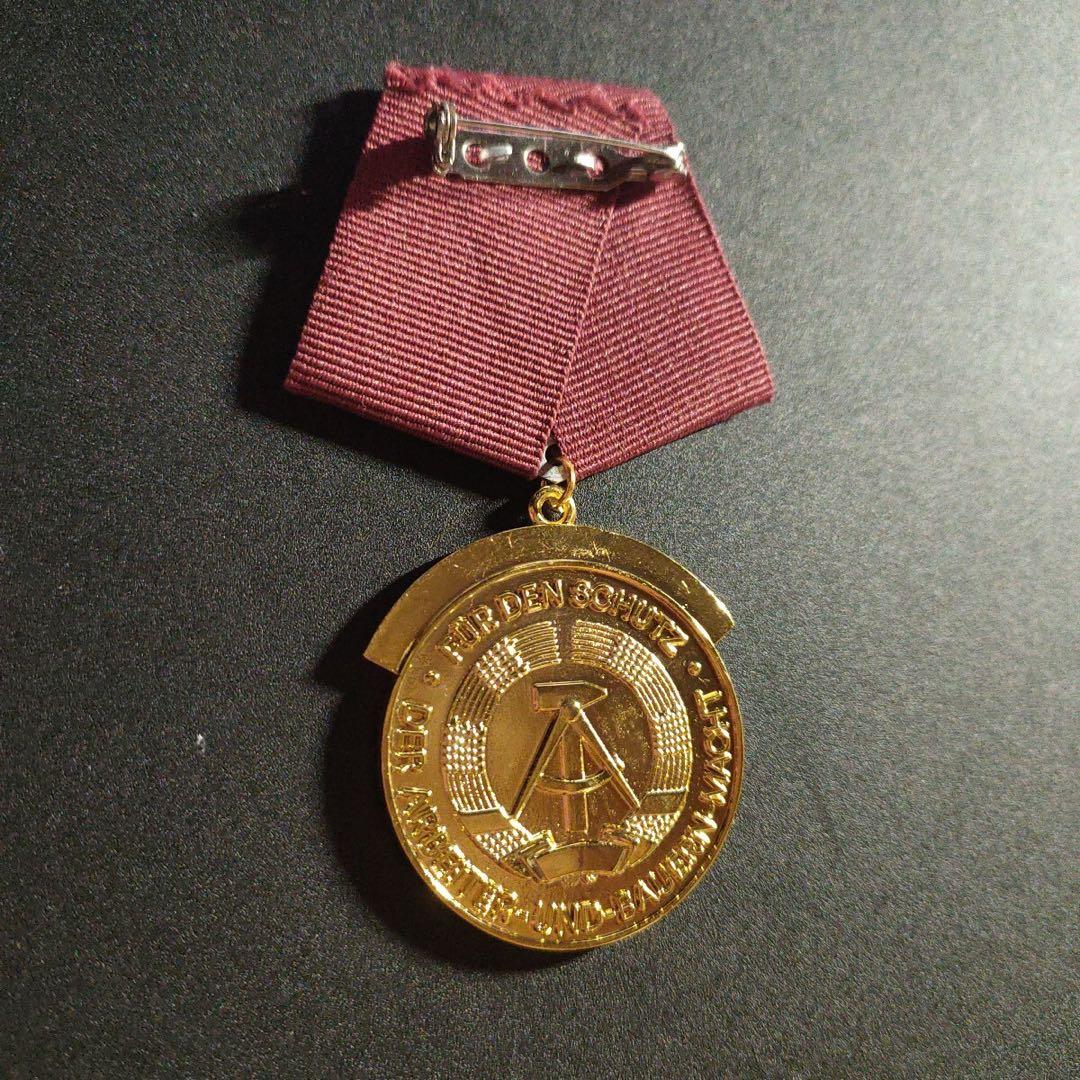 レア 東ドイツ DDR 国家保安省（STASI）功労章／ケース付／勲章