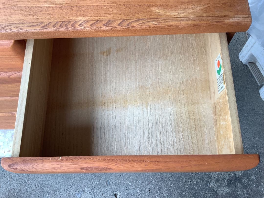 昭和レトロな木製チェスト 4段8杯 ローチェスト KYOWA（☆）