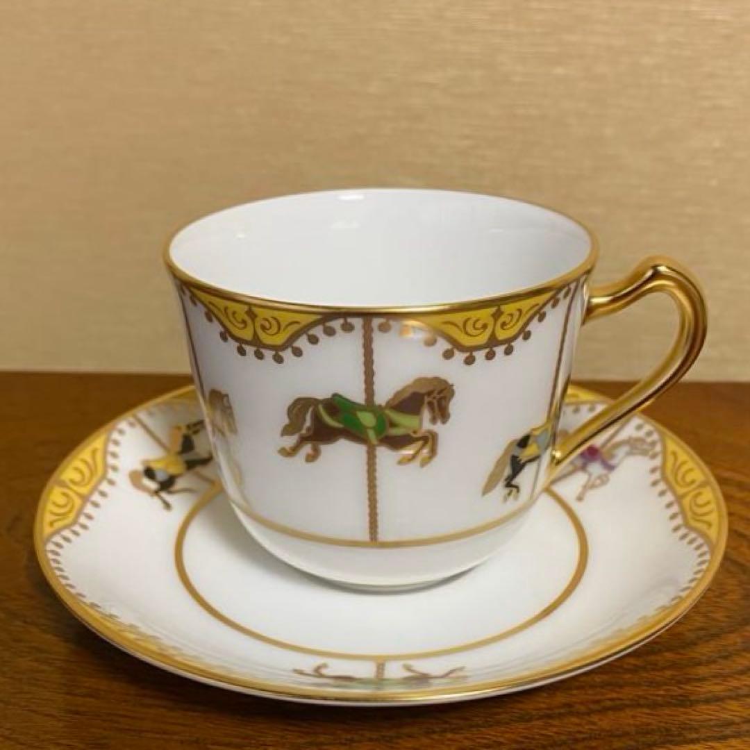 大倉陶園 うまくゆくトリオ (コーヒーカップ＆ソーサー &20㎝ケーキ皿）