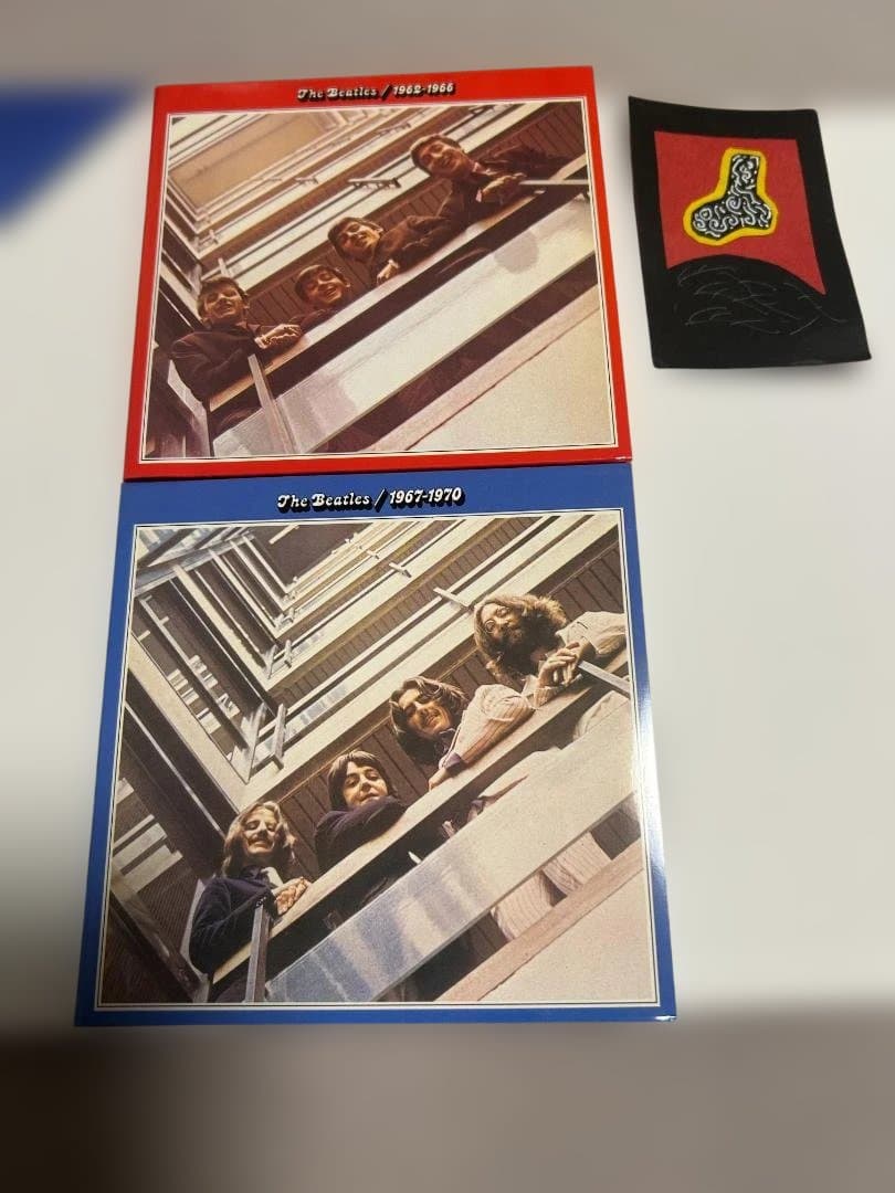 希少紙ジャケ 2枚セット！本来の復刻】ビートルズ/赤盤、青盤/CD無
