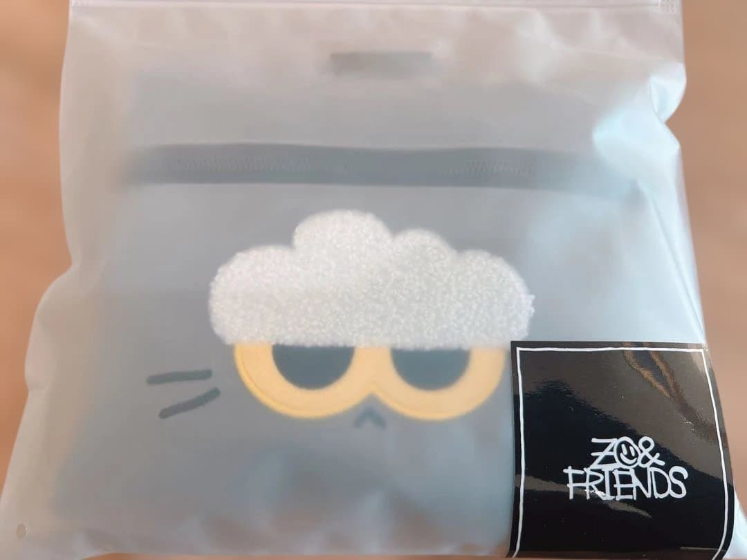 G-DRAGON ZO&FRIENDS ZOA ジヨン トラベルバッグ - メルカリ