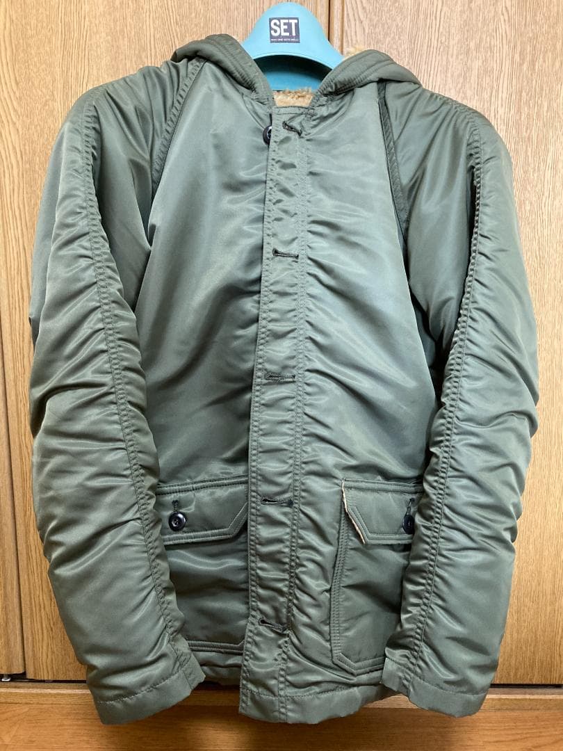 p*o様 DALEE'S&Co ダリーズ NA2 ナイロンジャケット デラックス - メルカリ