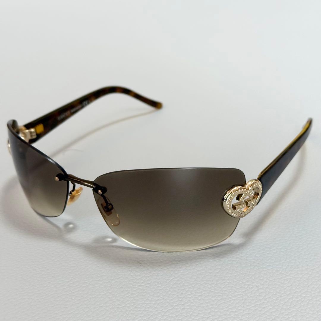GUCCI ハート gg ラインストーン リムレス サングラス gg4201 GUCCI ハート gg ラインストーン リムレス サングラス gg4201 GUCCI