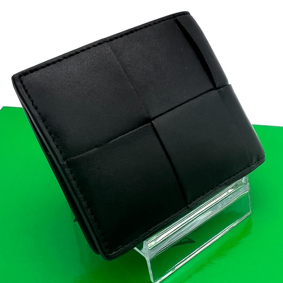 最高級美品】ボッテガヴェネタ マキシイントレチャート 二つ折り 黒