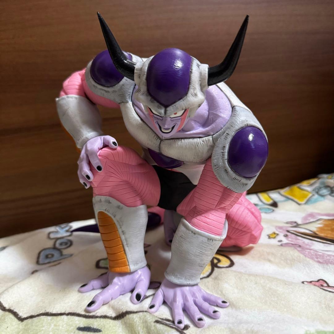 ドラゴンボール 一番くじ フリーザ 第2形態 フィギュア スミ入れ