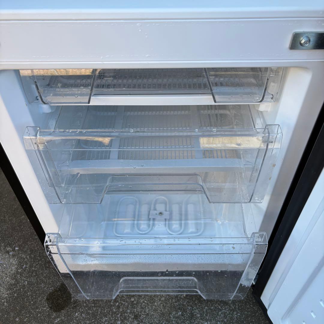 東京23区設置無料‼️】アイリス 冷蔵庫142L 黒 2020年製