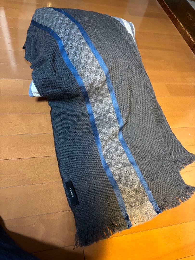 GUCCI グレー ブルー ストライプ マフラー