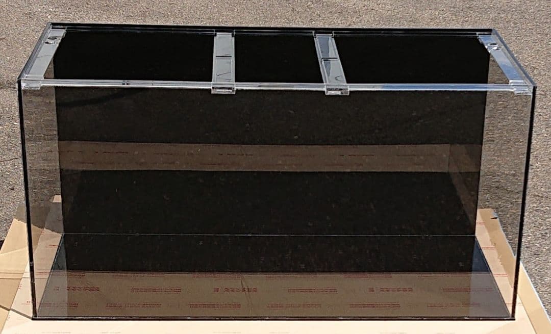 アクリル水槽 W900 D600 H600 二面黒 四面10㍉ 佐川急便発送 - メルカリ