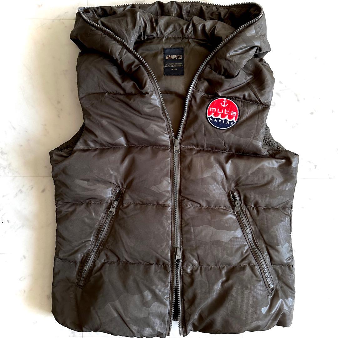 極美品＊ムータ マリン 迷彩柄 ダウンベスト M カモフラ MUTA カーキ