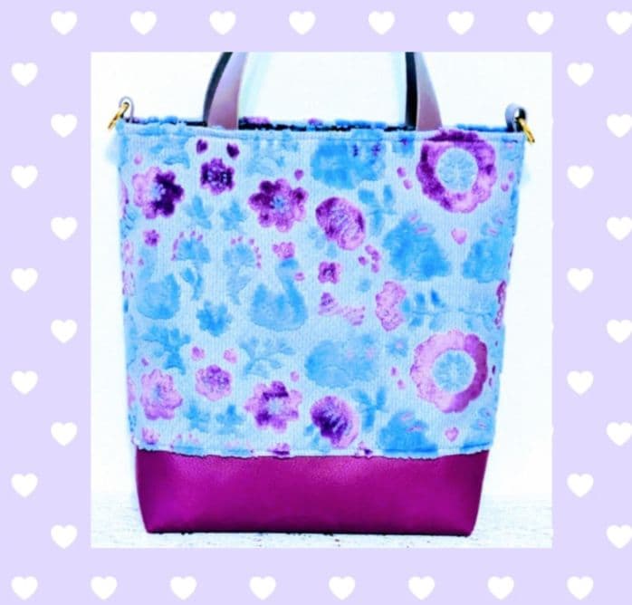 特別価格】 ✿ジョリーフルール✿ ♡サテン生地＆合皮のトートバッグ