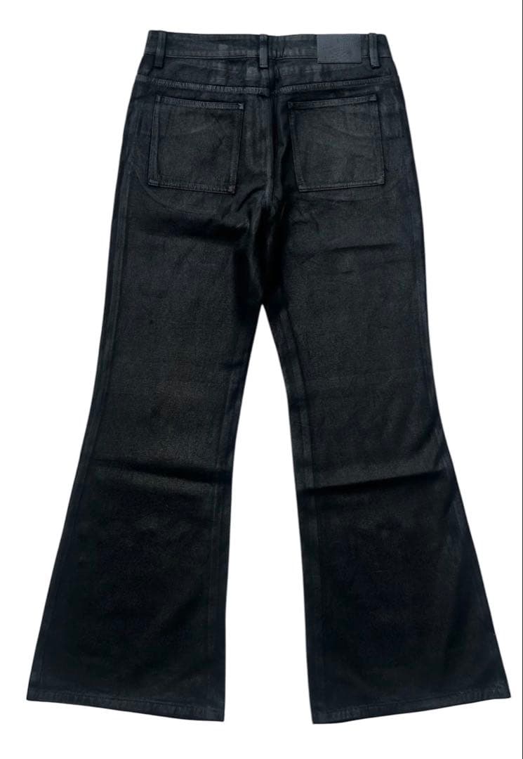 goar archiveブラックオイルコーティングフレアデニムパンツカラビナ