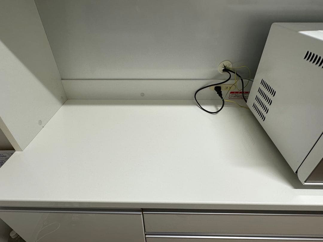 ニトリ食器棚 アルミナ2 W140㎝、H195㎝ 2月22日まで - メルカリ