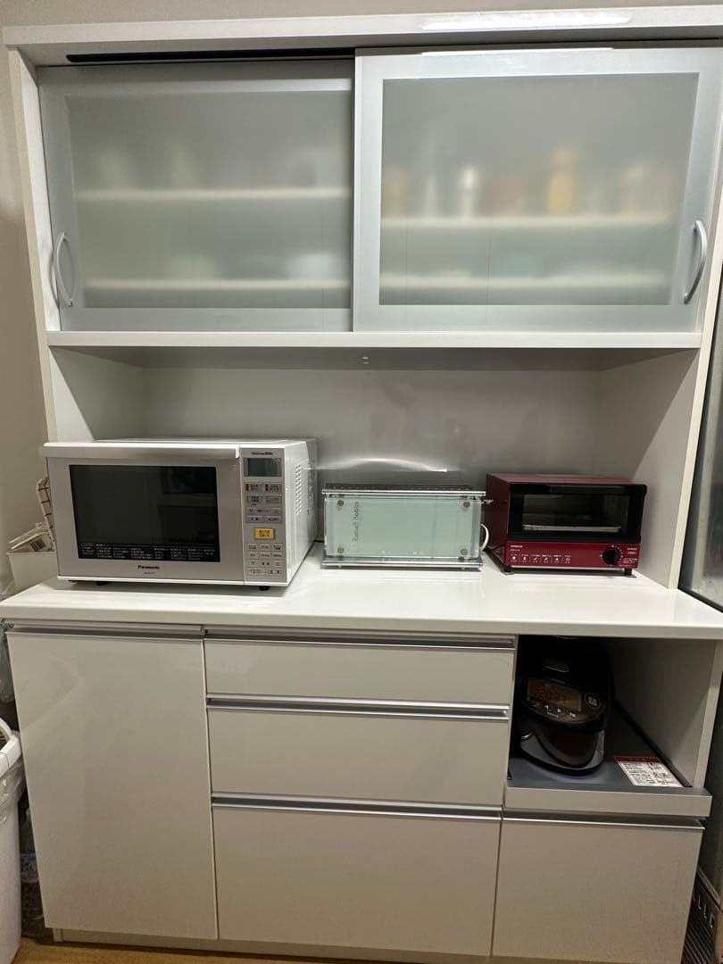 ニトリ食器棚 アルミナ2 W140㎝、H195㎝ 2月22日まで - メルカリ