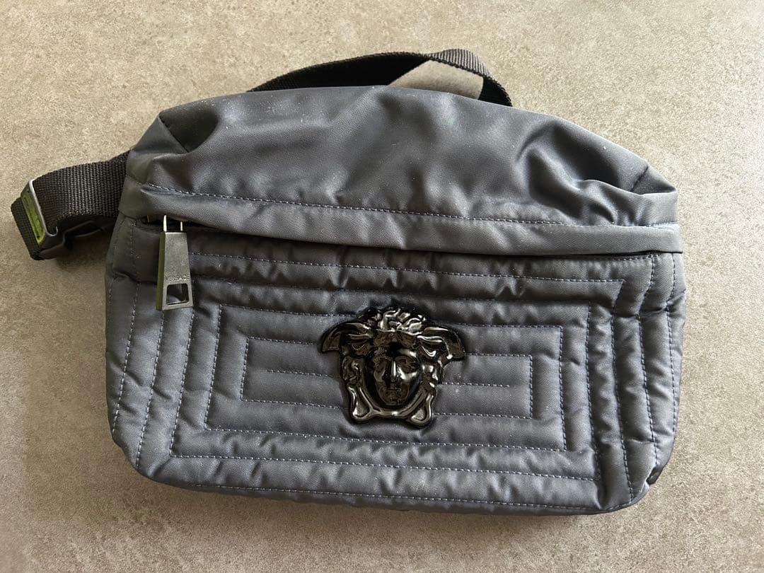 VERSACE ヴェルサーチェ ボディバッグ ウエストバッグ VERSACE（ヴェルサーチェ） ヴェルサーチ ベルトバッグ La Medusa
