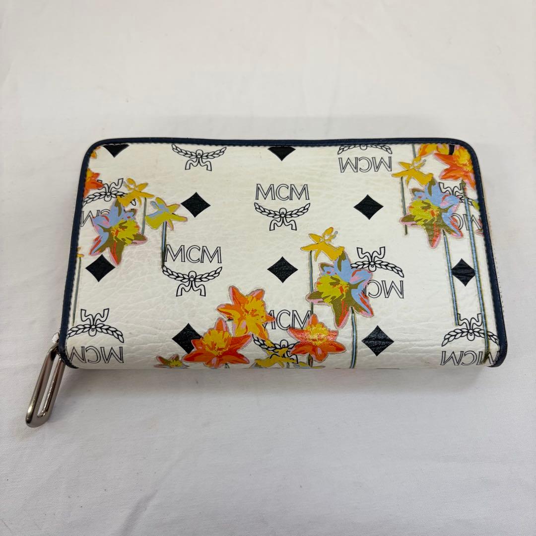0115M19】MCM 長財布 ホワイト ロゴデザイン 花柄 レザー - メルカリ