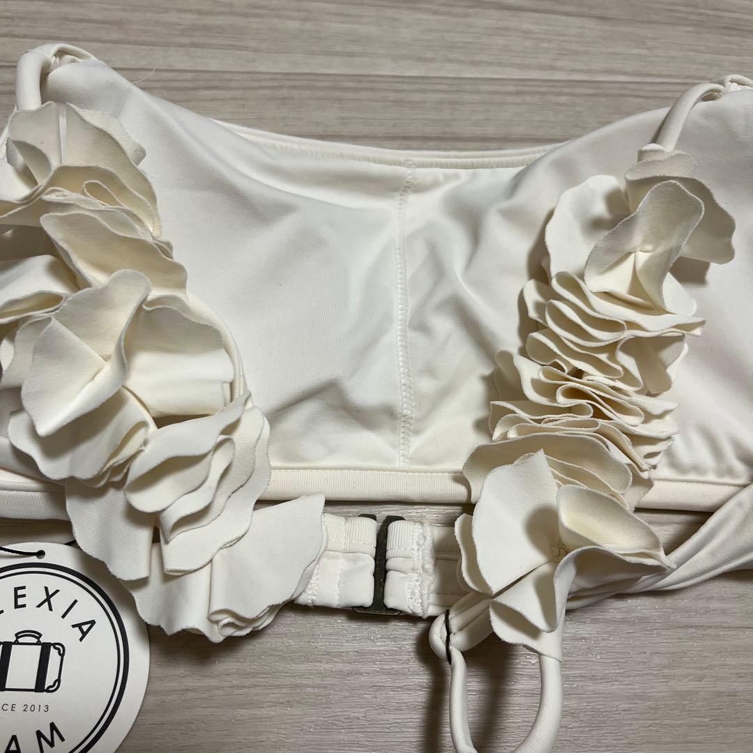 新品】完売 ALEXIA STAM ビキニ 水着 花 ホワイト 上下セット L - メルカリ