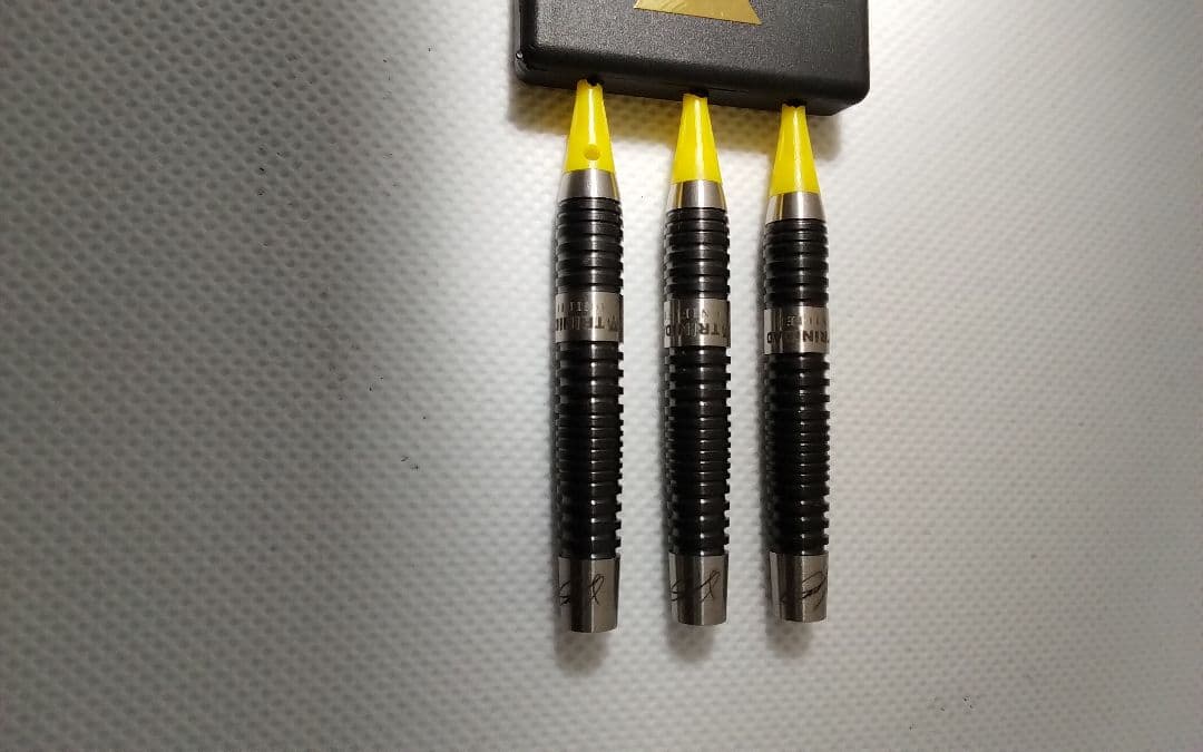 TRiNiDAD LAZY ZERO 松吉輝宗!超綺麗!新品同!ダーツセット - メルカリ