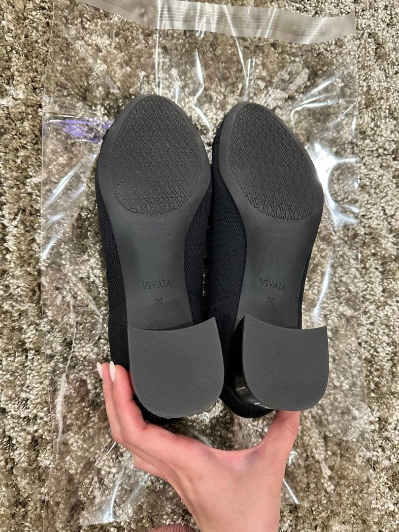 VIVAIA JULIE ARCH PRO ブラック パンプス - メルカリ