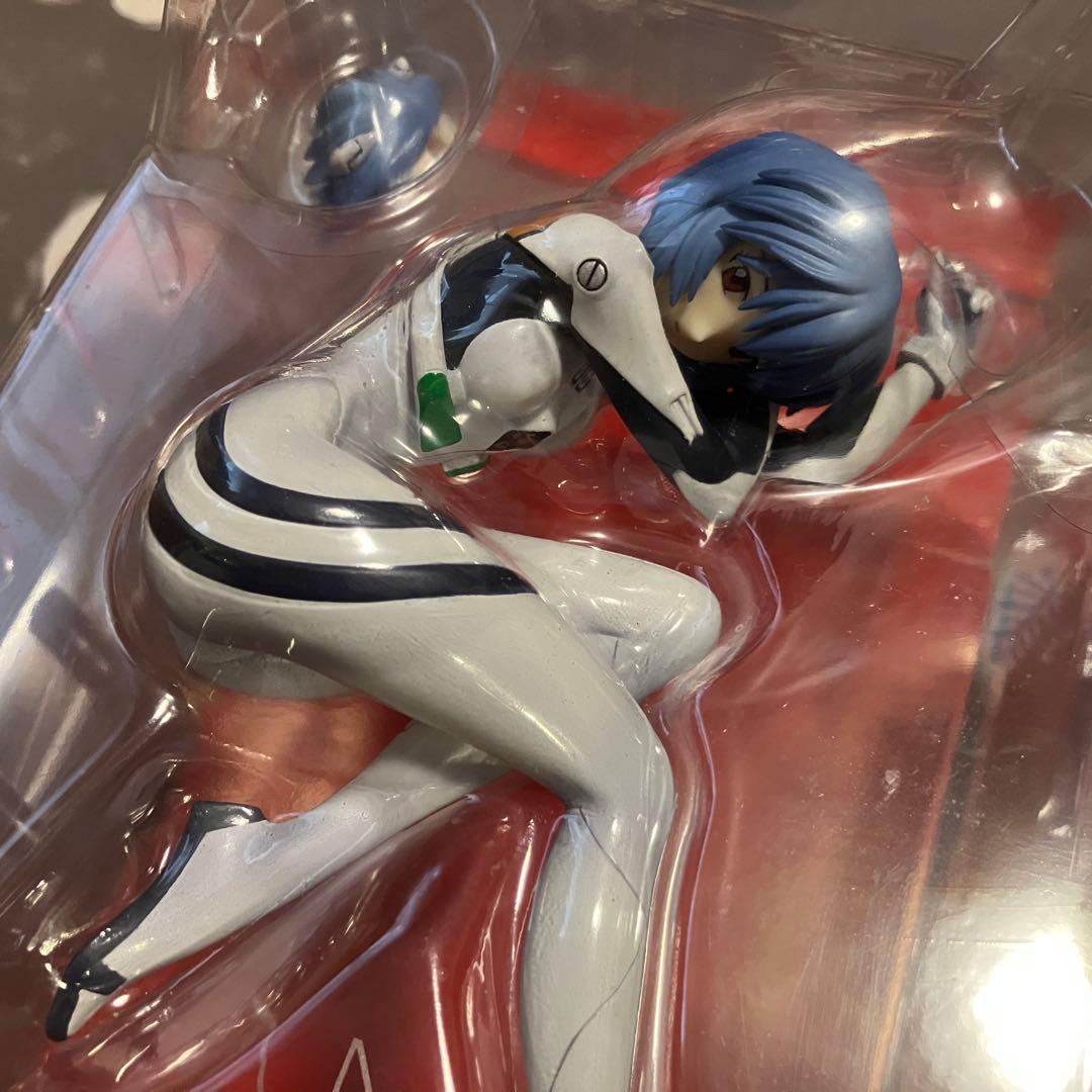 開封品】ALTER 新劇場版エヴァンゲリオン 綾波レイ 1/8フィギュア