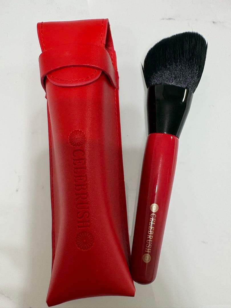 テラヘルツCELEB BRUSH フェイスブラシ セレブラシ CELEBRUSH -テラヘルツ特殊加工 魔法のフェイスブラシ