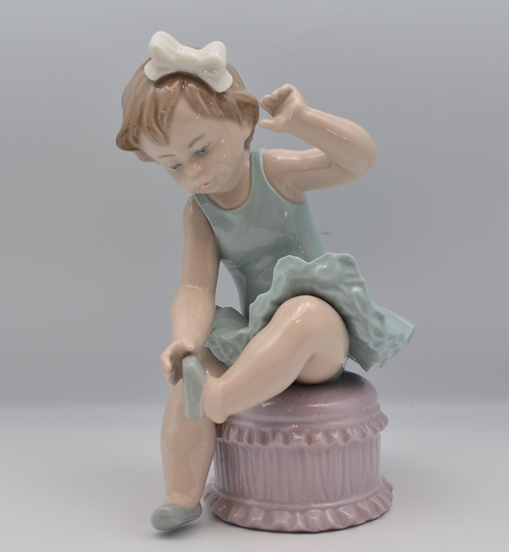 幼いバレリーナ ＃5107 ☆リヤドロ スペイン ポーセリン ヴィンテージ