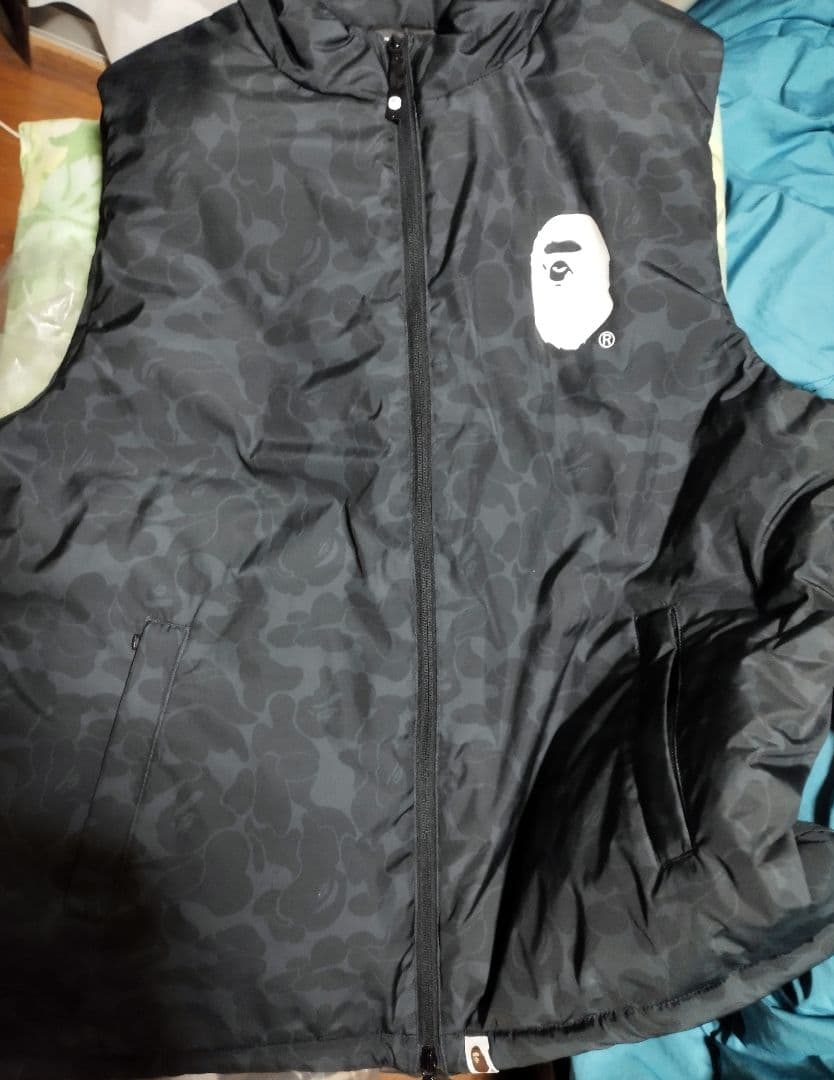 A BATHING APE 迷彩柄 ダウンベスト XLサイズ - メルカリ