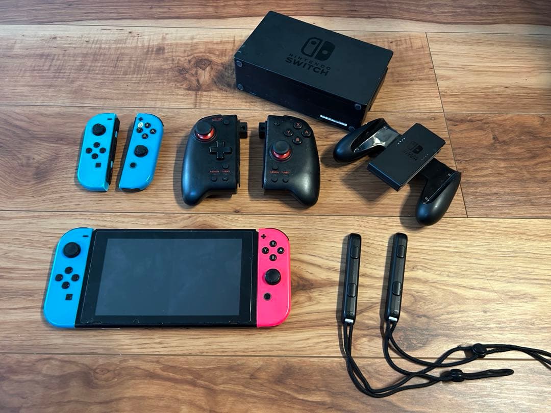 Nintendo Switch 本体 オマケ付き - メルカリ