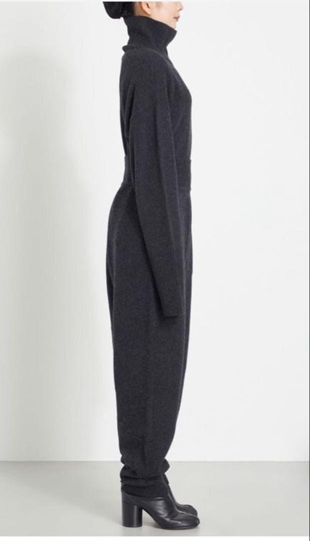 pelleq × NAVE ペレック ネイヴ ウールカシミヤパンツ 試着のみ - メルカリ