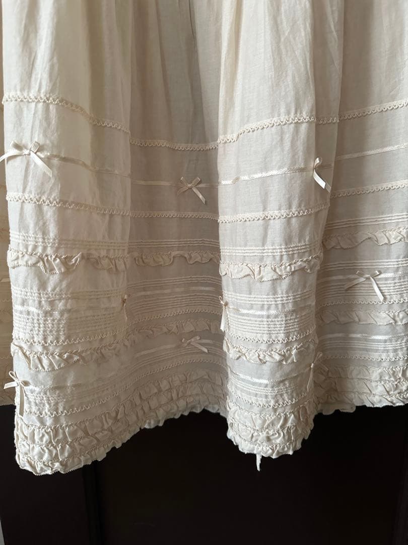 ピンクハウス ローンティア－ドロングスカ－ト(ペチコ－ト) - メルカリ