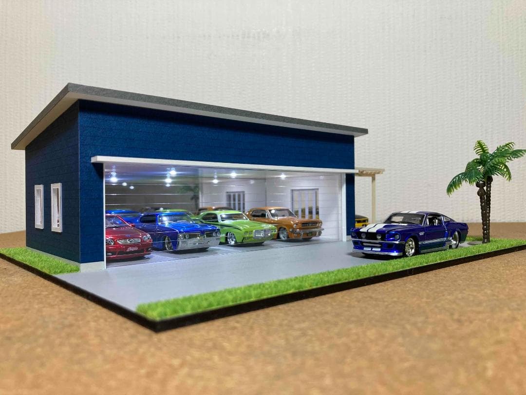 ミニカー専用ジオラマ：1/64木造パーゴラ付ガレージ（ダークブルー
