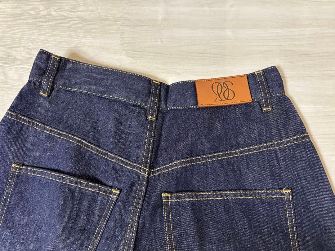 【新品】Tnewties トゥエンティーズ　《今日は日曜日だから》　デニム　M