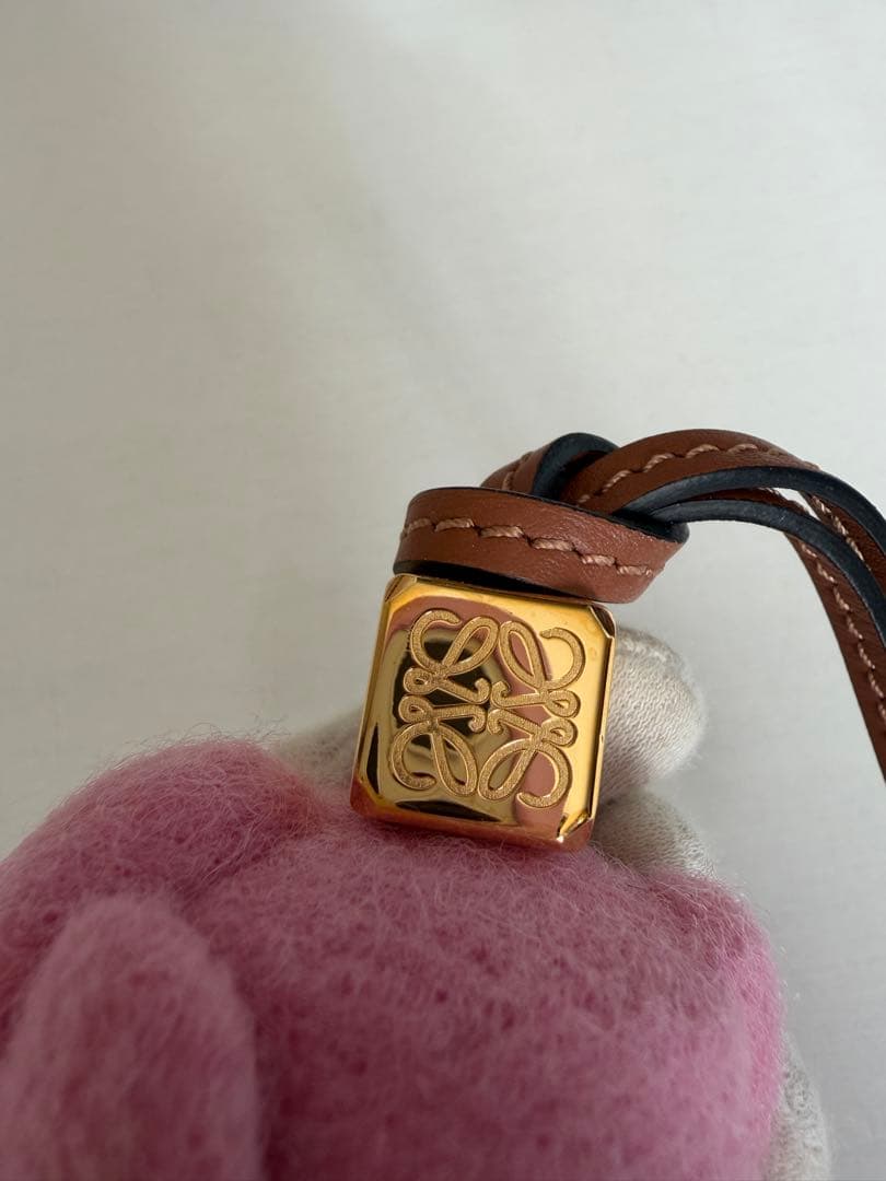 ロエベ】エレファント チャーム（フェルト&カーフ）キーチャーム ゾウ