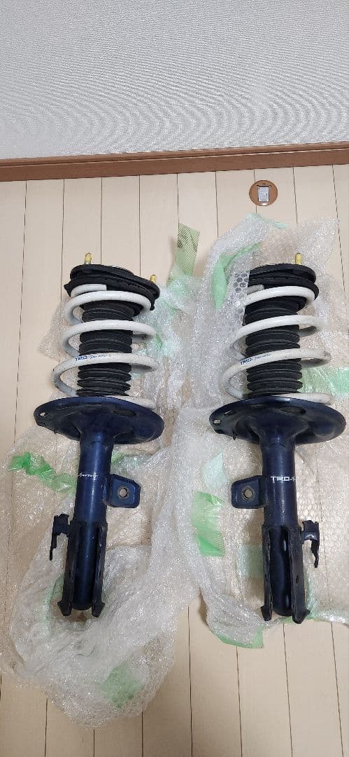 プリウスα　TRD Sportivo　サスペンション一式 プリウスα40系用Sportivoサスキット TRD｜PRIUSα Onlineショップ通販