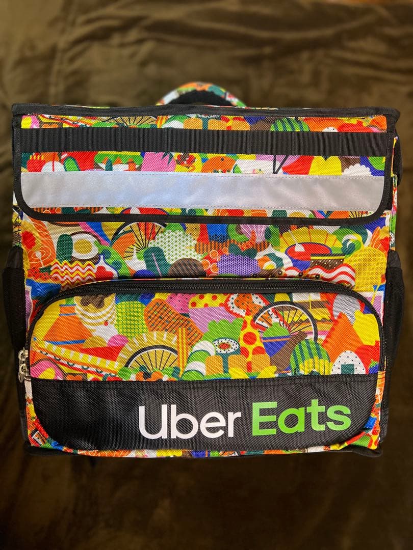 新品未使用】Uber Eats 海外アーティストモデル 配達用バッグ - メルカリ