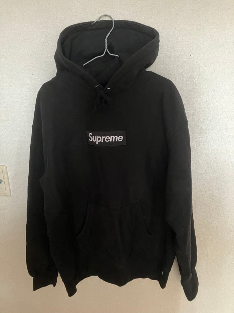 《美品》シュプリーム　SUPREME ボックスロゴパーカー21FW ブラック　M
