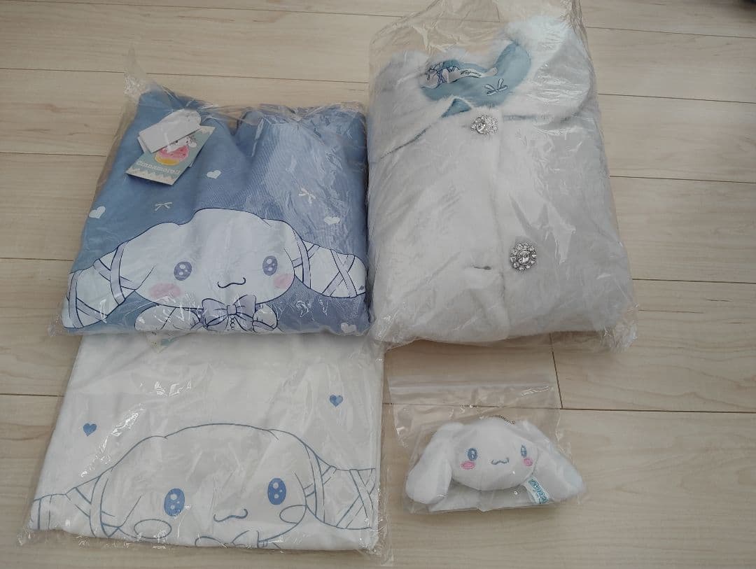 アベイル シナモン ハッピーバッグ M-L 福袋 2025 - メルカリ